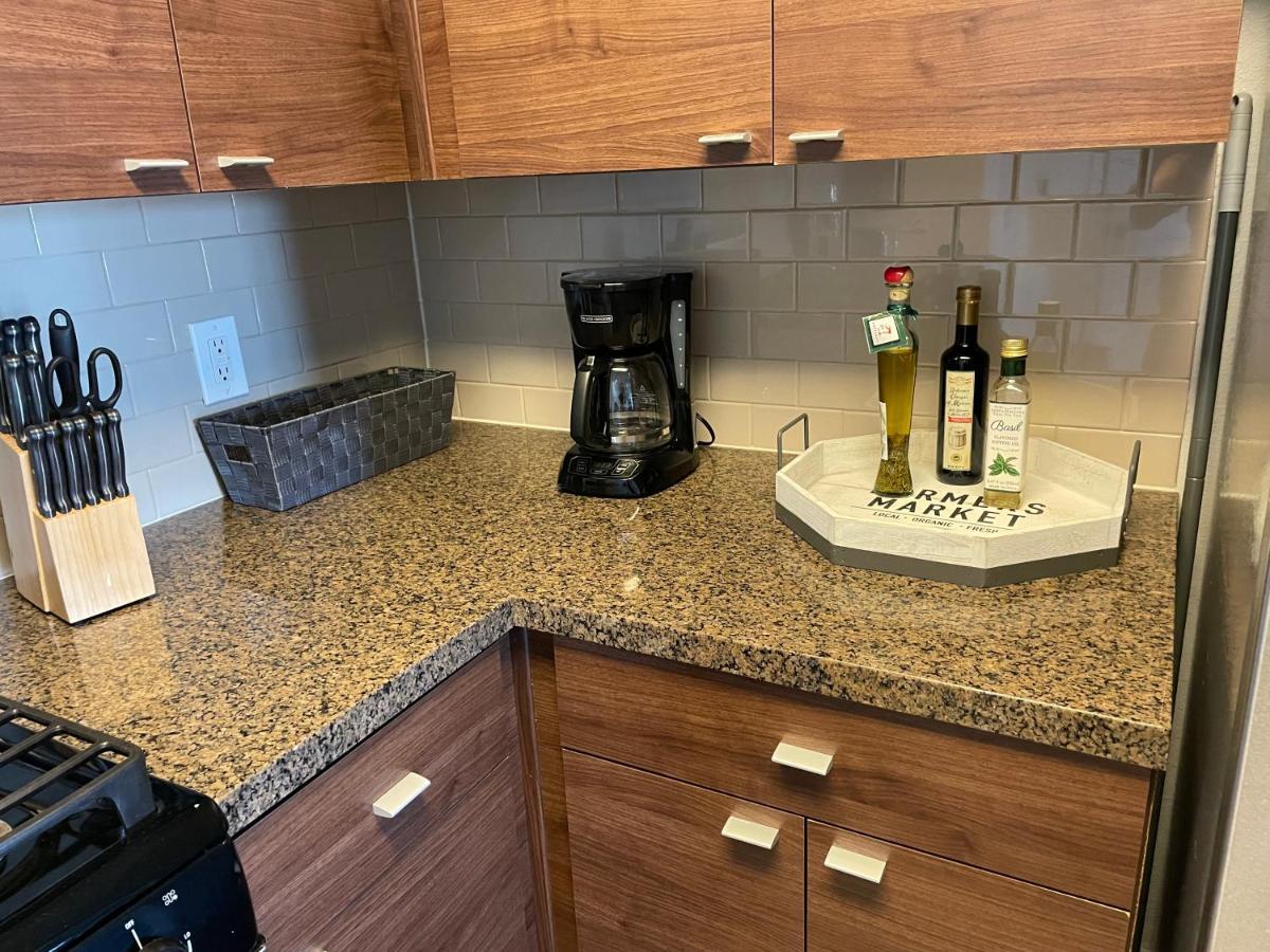 Villa Marina - Modern & Immaculate, Spacious, Gated Condo With Fireplace Pool, Gym, 2 Master Bedrooms Los Angeles Eksteriør bilde