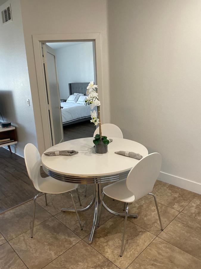 Villa Marina - Modern & Immaculate, Spacious, Gated Condo With Fireplace Pool, Gym, 2 Master Bedrooms Los Angeles Eksteriør bilde