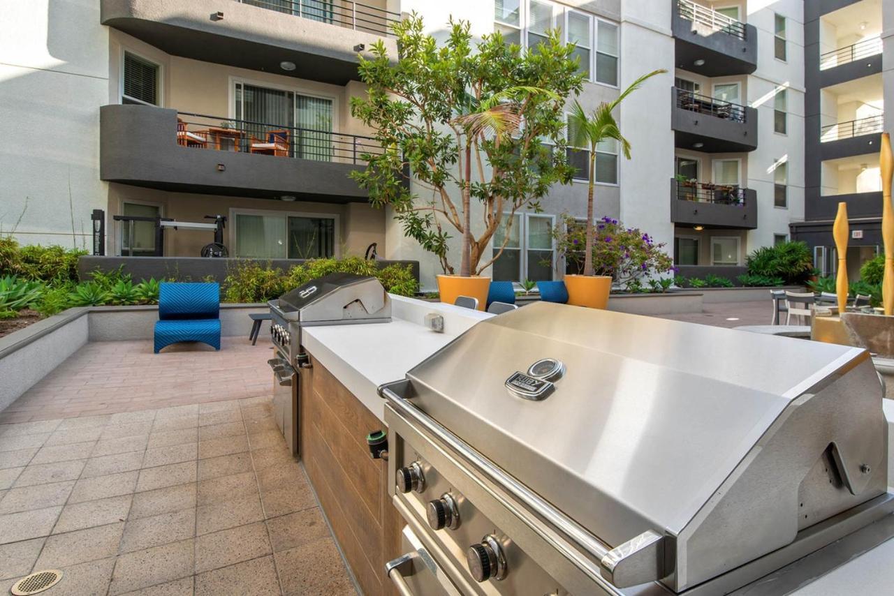 Villa Marina - Modern & Immaculate, Spacious, Gated Condo With Fireplace Pool, Gym, 2 Master Bedrooms Los Angeles Eksteriør bilde