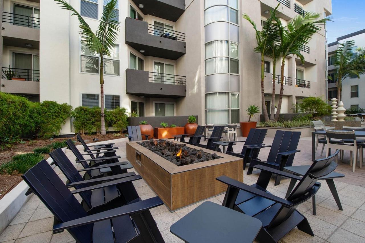 Villa Marina - Modern & Immaculate, Spacious, Gated Condo With Fireplace Pool, Gym, 2 Master Bedrooms Los Angeles Eksteriør bilde